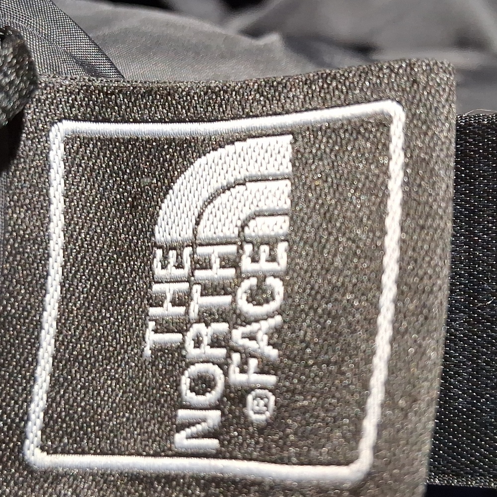 Plain Old Typical North Face Jacket Size Small - Picture 7 of 9